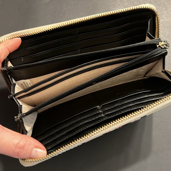 Kate Spade Retro Comic Pop Art Wallet - Picture 3 of 5